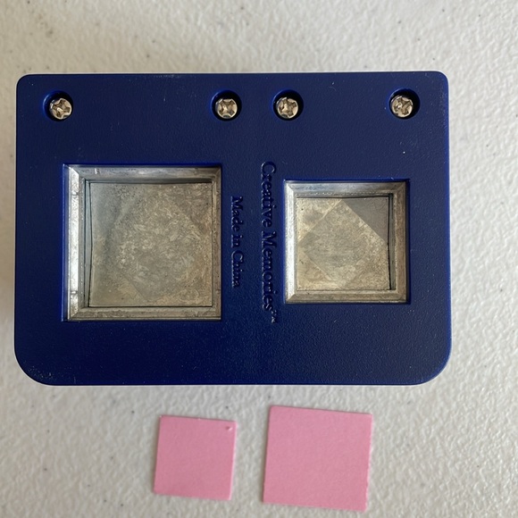 Creative Memories Mini Square Maker Hole Punch - Picture 2 of 3